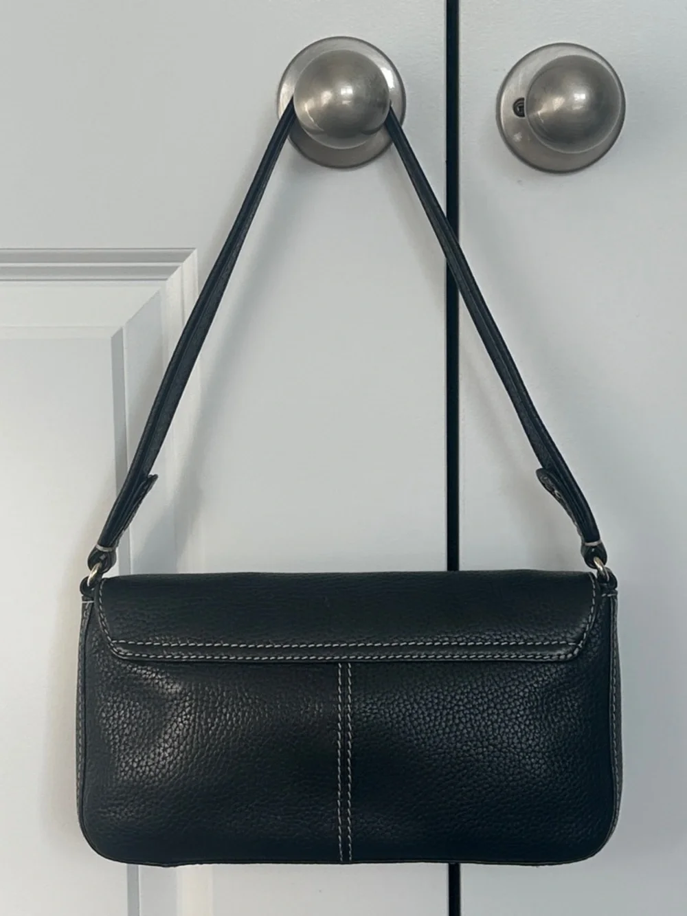 kate spade magnetic logo flap